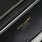 ヴォルテール イン ボックス 21 ブラック カーフスキン ゴールドロゴ