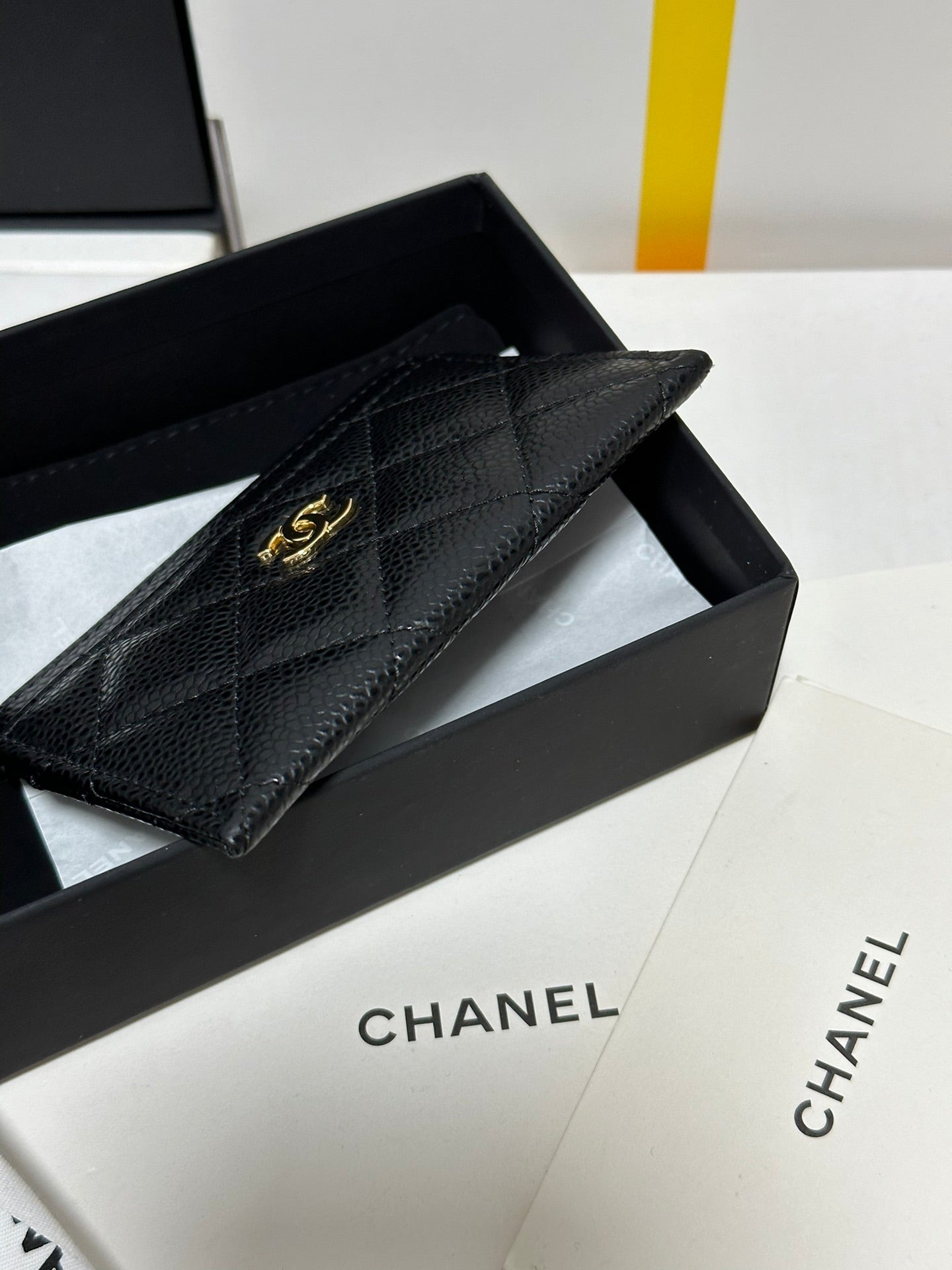 QUILTED CLASSIC CARD HOLDER 11 IN BLACK CAVIAR SKIN