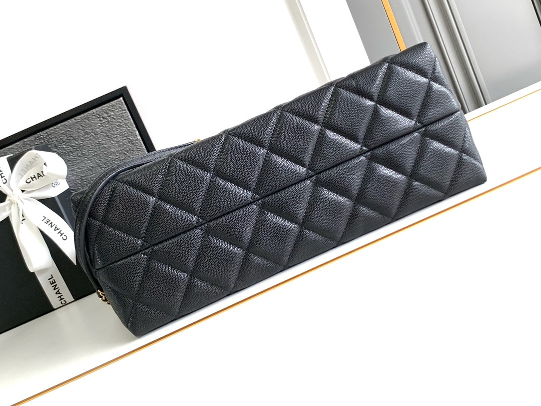 CCラージ33バッグ（ブラックカーフスキン、ゴールド金具）