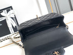 CC ミニ 20 フラップバッグ（ブラックカーフスキン）