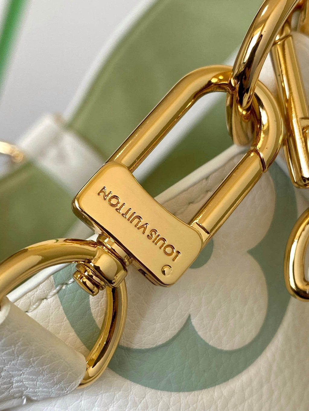 ネオノー BB 20 バイオカラー モノグラム キャンバス