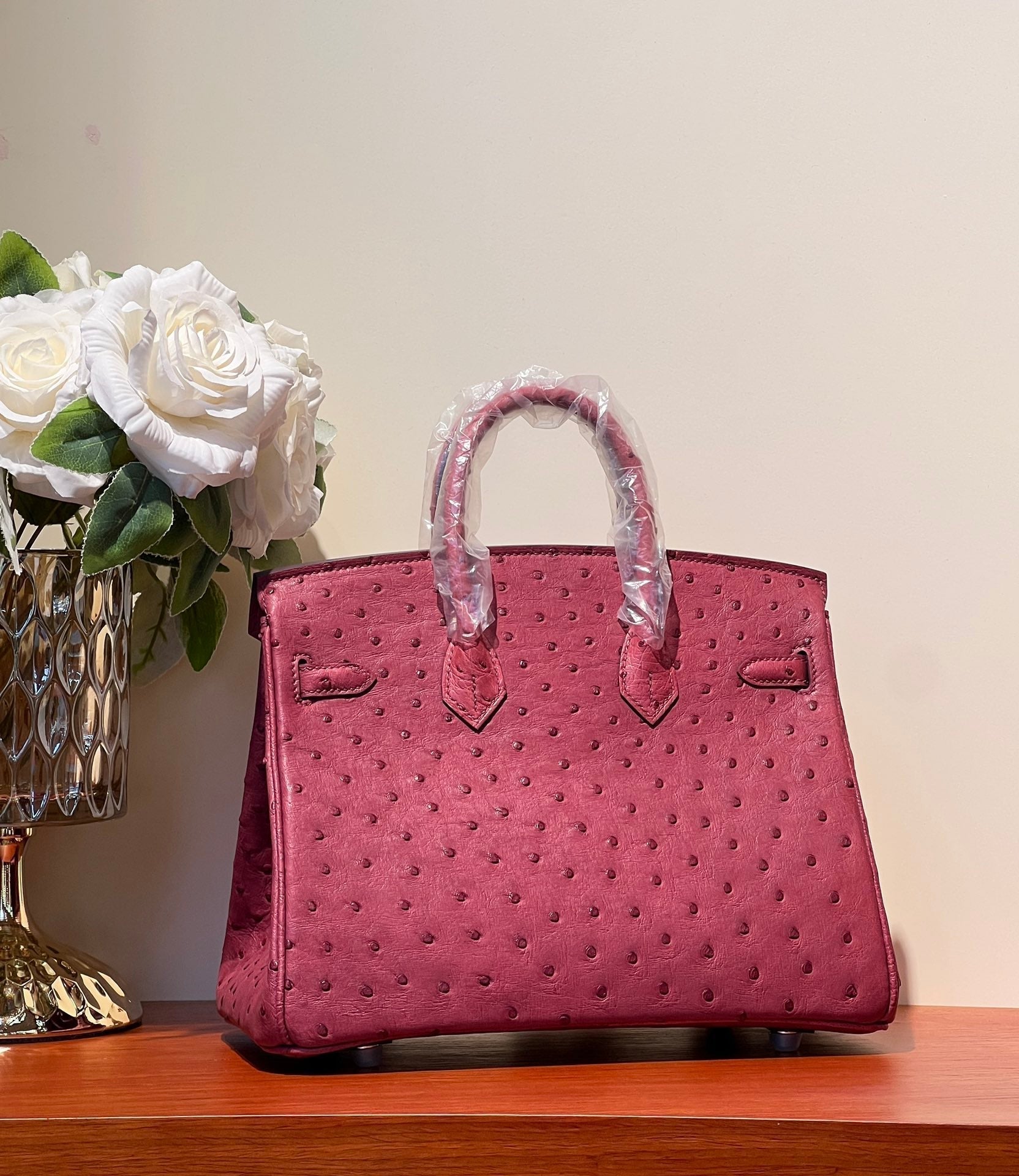 KELLY SELLIER 25 BAG IN CURRANT RED OSTRICH LEATHER WITH SILVER HARDWARE (MADE-TO-ODER)