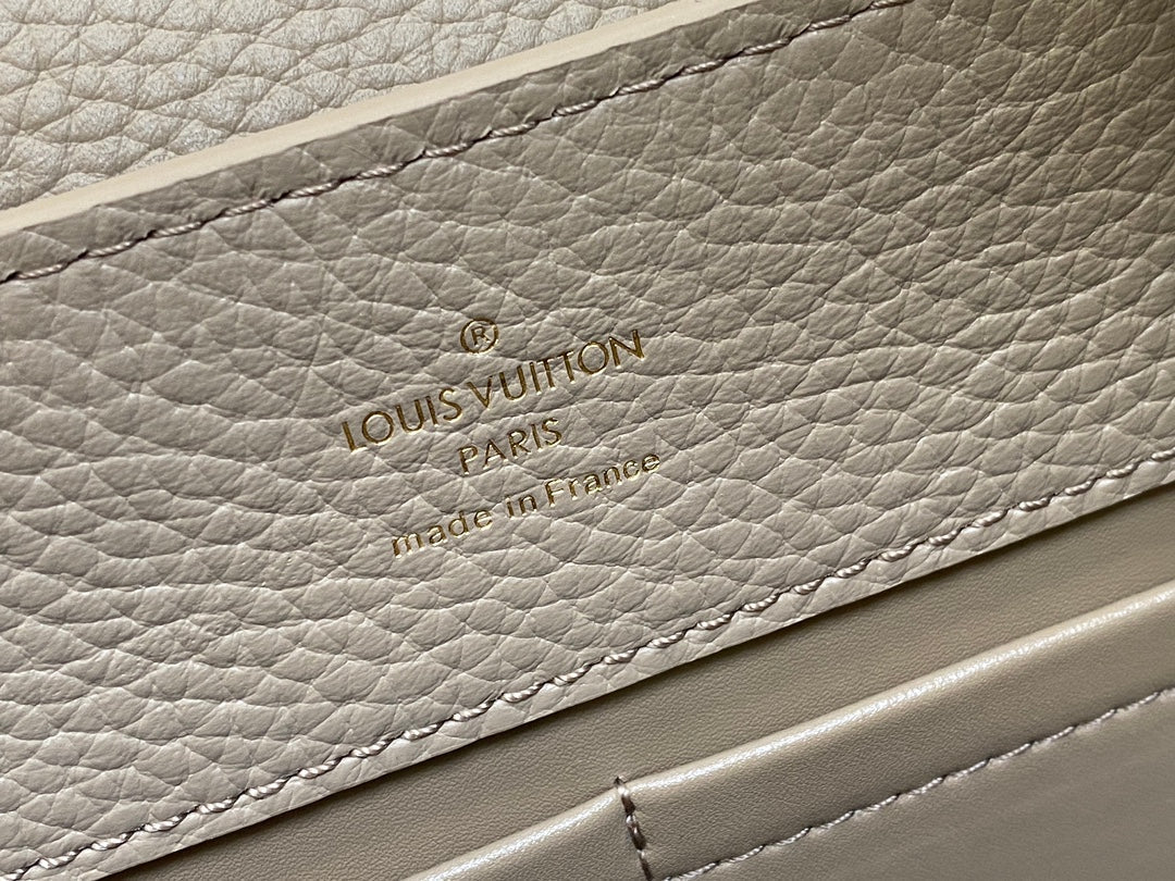 カプシーヌ MM 31 カーキブラウン トリヨン