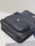 NIKI BABY 22 ブラックエレファントパターンラムスキン シルバーロゴ