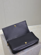 ケイト 99 ミディアムバッグ 26インチ ブラック キルティングナッパカーフスキン 銅製金具