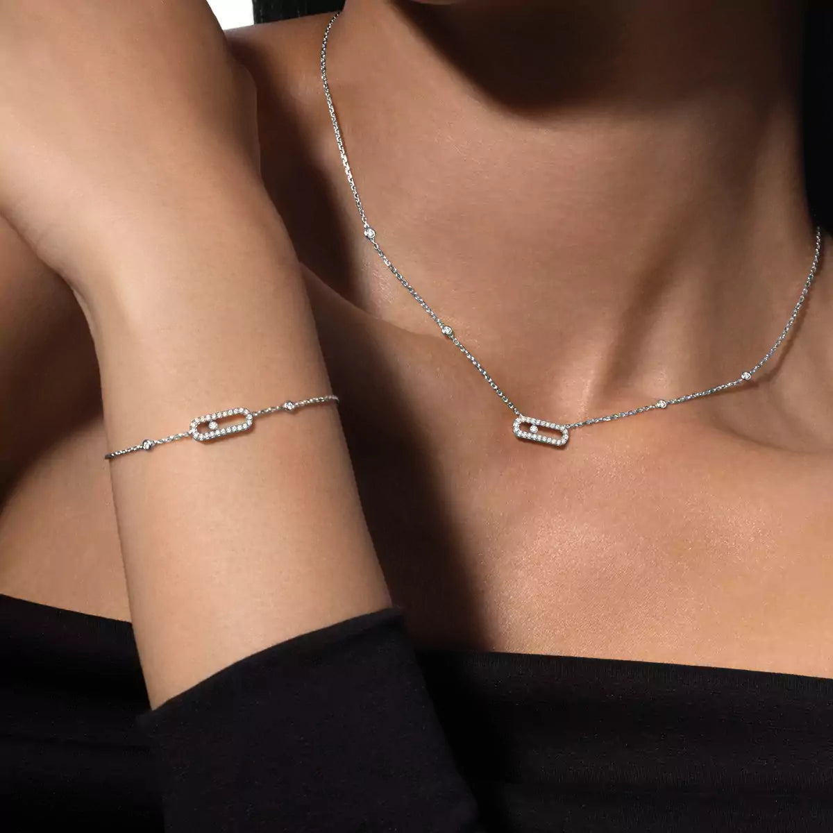 [⭐JeweliWhal]Move Uno Necklace