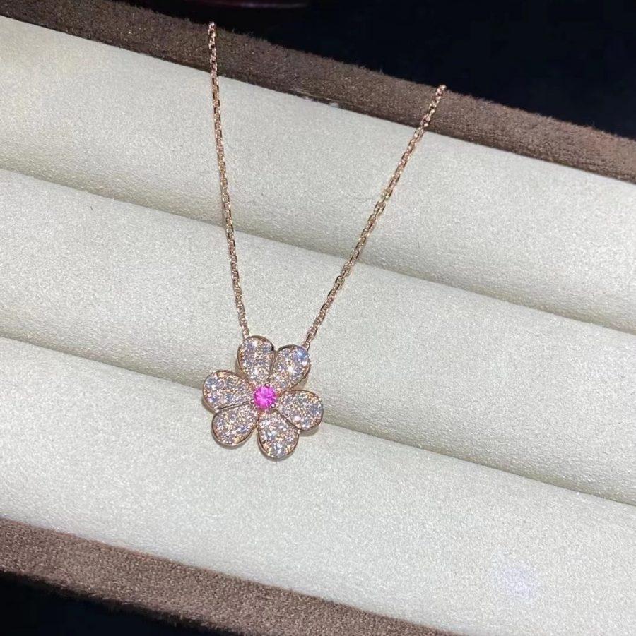 [⭐JeweliWhal]FRIVOLE ROSE GOLD FLOWER DIAMOND NECKLACE