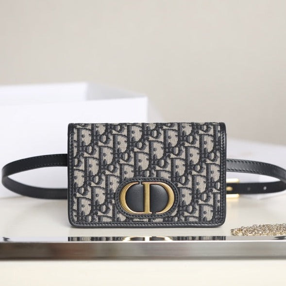 30 モンテーニュ 19cm 青斜め刺繍