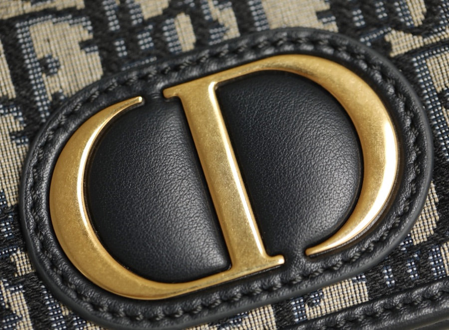 30 モンテーニュ 19cm 青斜め刺繍