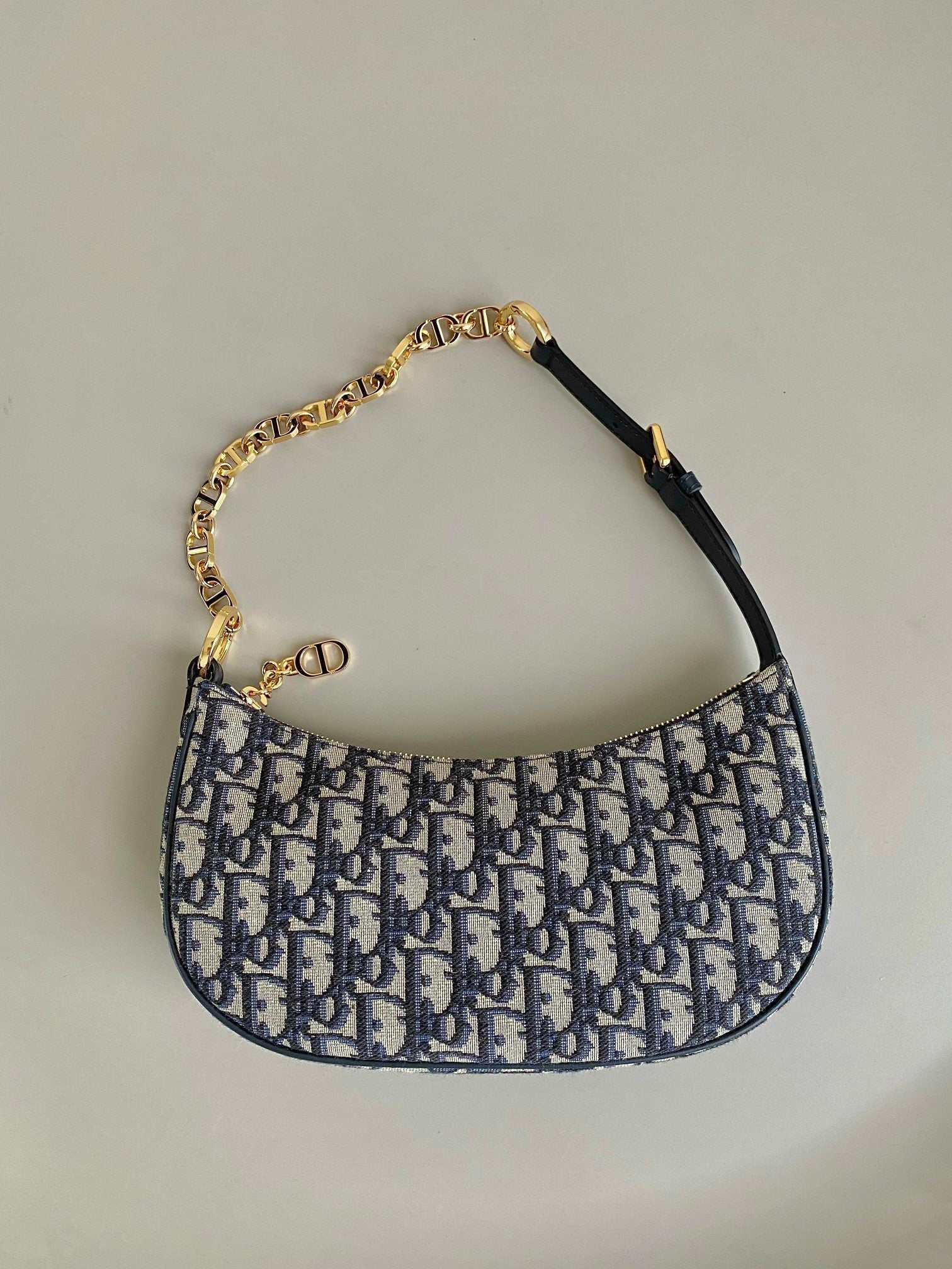 CDラウンジ 26cm ブルー 斜め刺繍