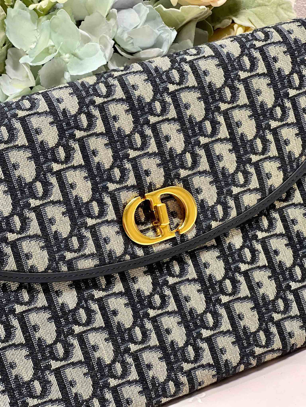 30 モンテーニュ 30cm ブルー斜め刺繍