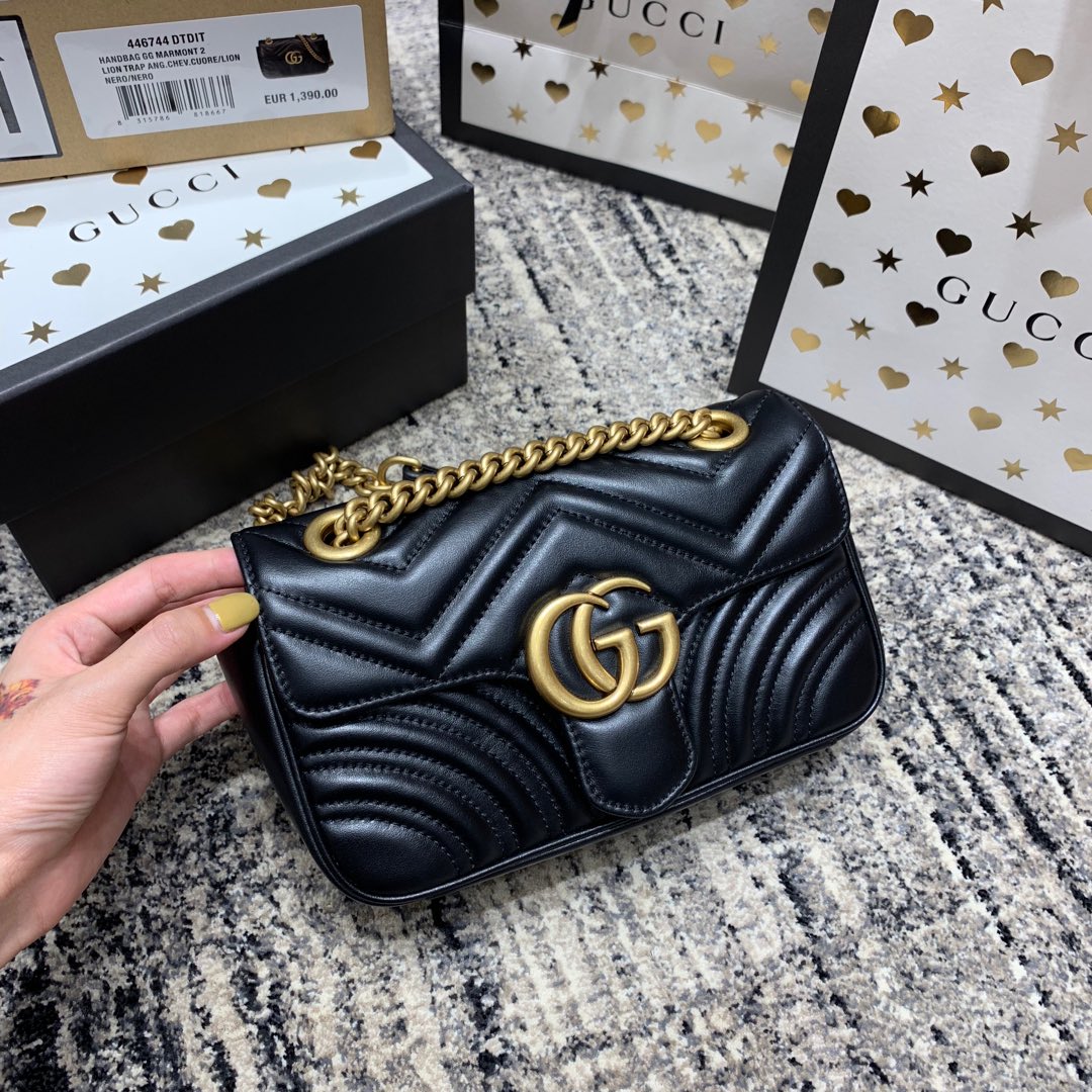 GGマーモント 22cm ブラックカーフスキン ゴールド金具