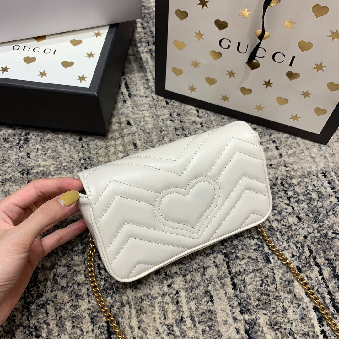 GGマーモント ミニ 16.5cm ホワイトカーフスキン ゴールド金具