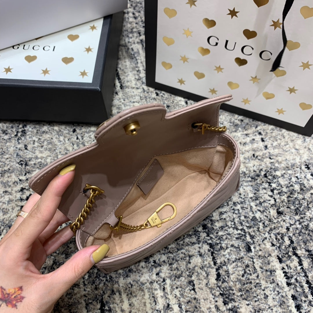 GGマーモント ミニ 16.5cm ダークベージュ カーフスキン ゴールド金具