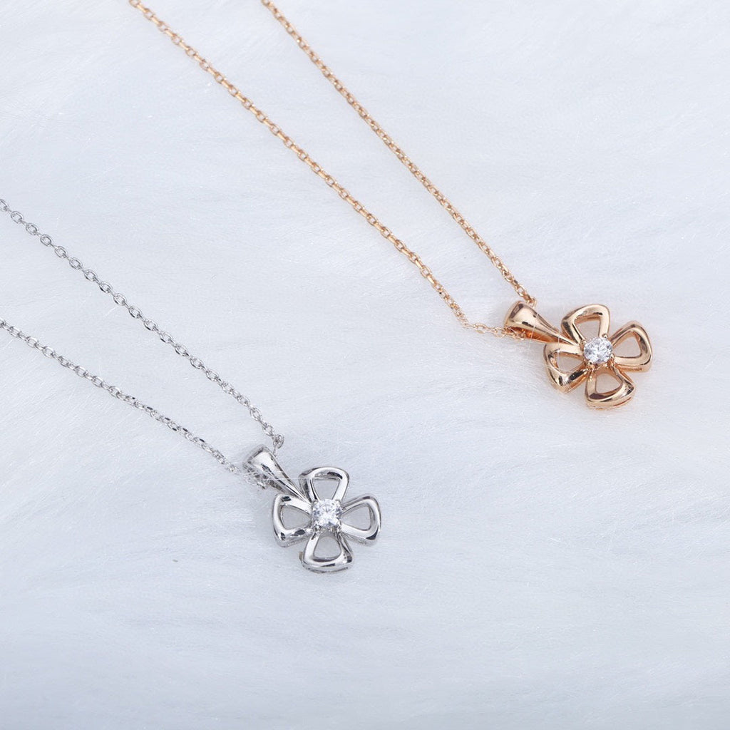 [⭐JeweliWhal]FIOREVER NECKLACE DIAMOND CENTER